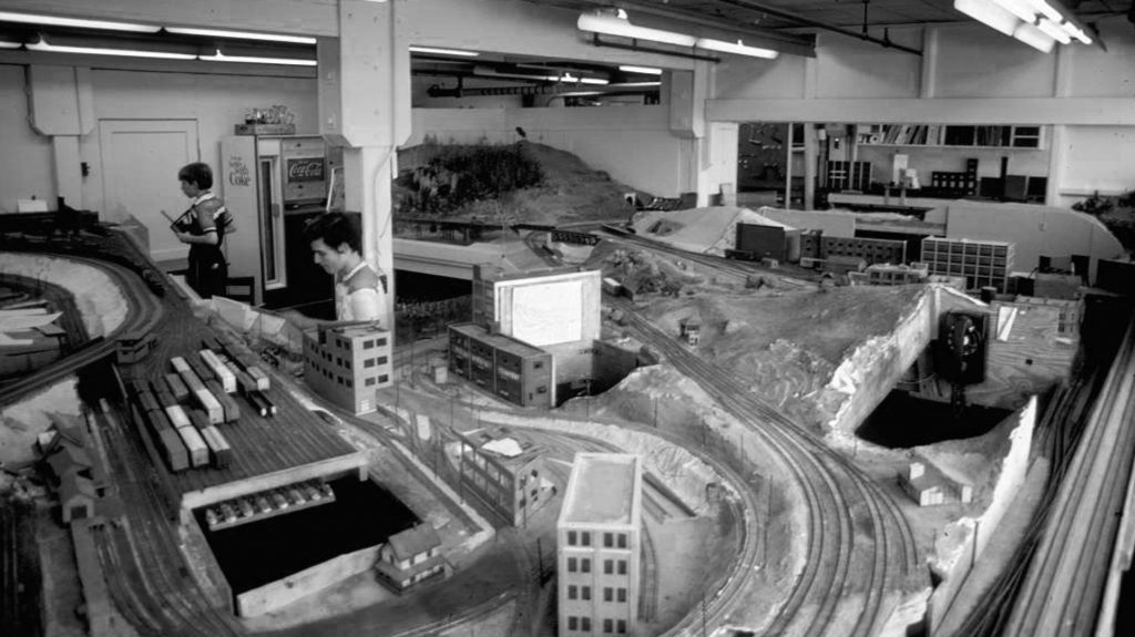 Hacker_Tech Model Railroad Club