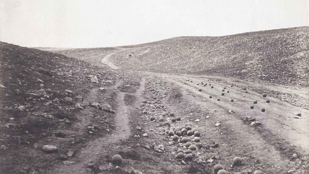 Roger Fenton_Valley of the Shadow of Death