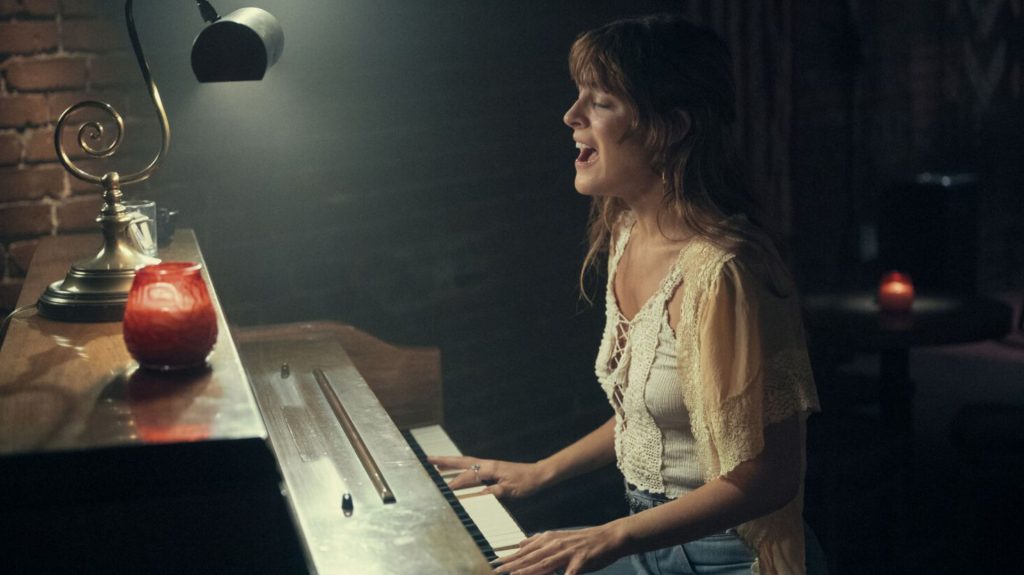 Daisy Jones & The Six_Riley Keough interpreta Daisy