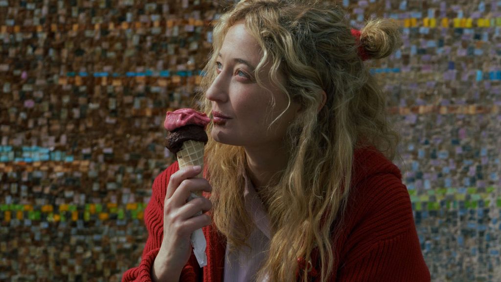 Tre ciotole - Alba Rohrwacher in una scena del film